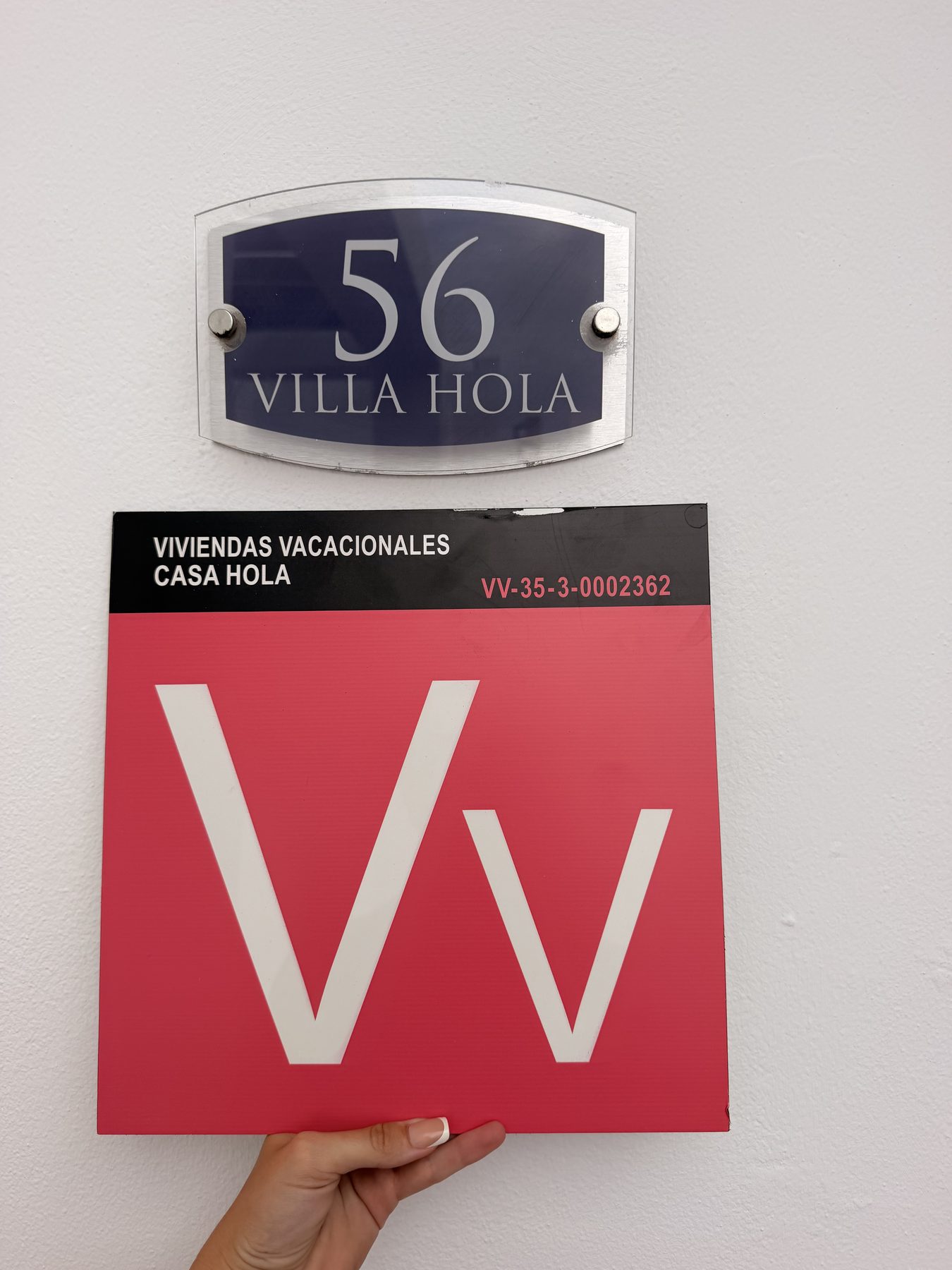 Villa Hola entrance sign, No. 56